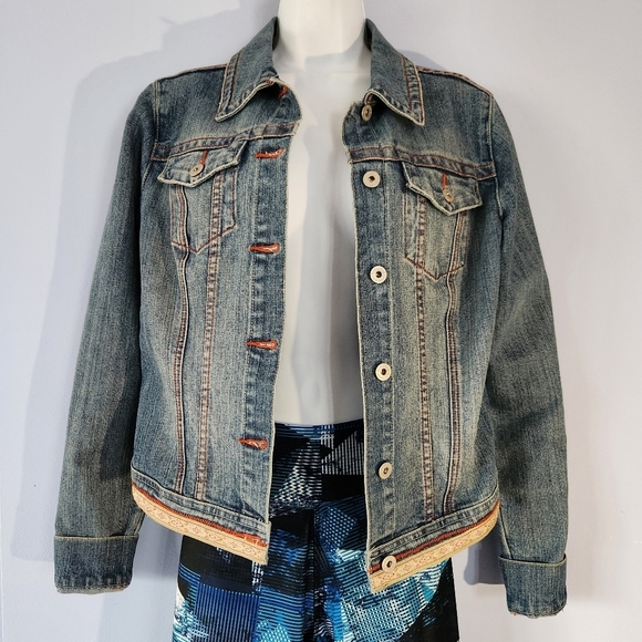 Smart Set Denim Jacket - Picture 2 of 6